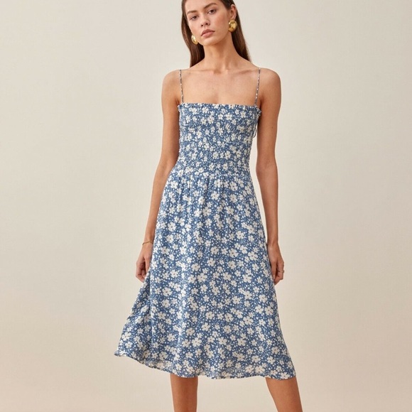 Reformation Dresses & Skirts - Reformation Sable Shirred Floral Print Georgette Midi Dress
